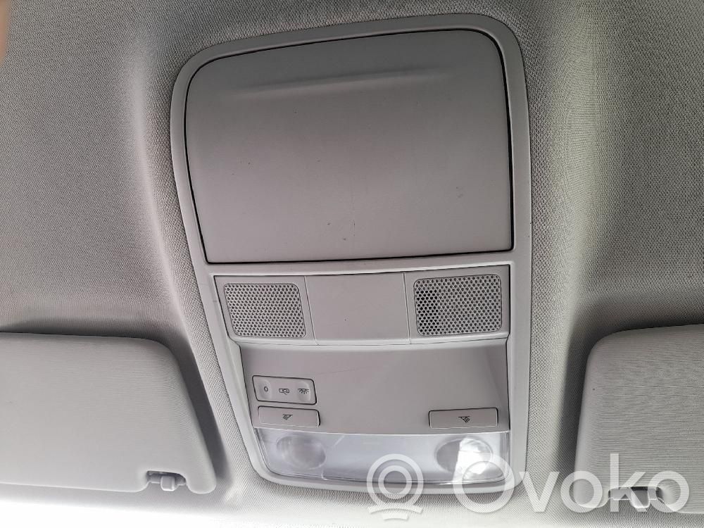 Skoda Octavia Mk3 (5E) Etuistuimen valo 