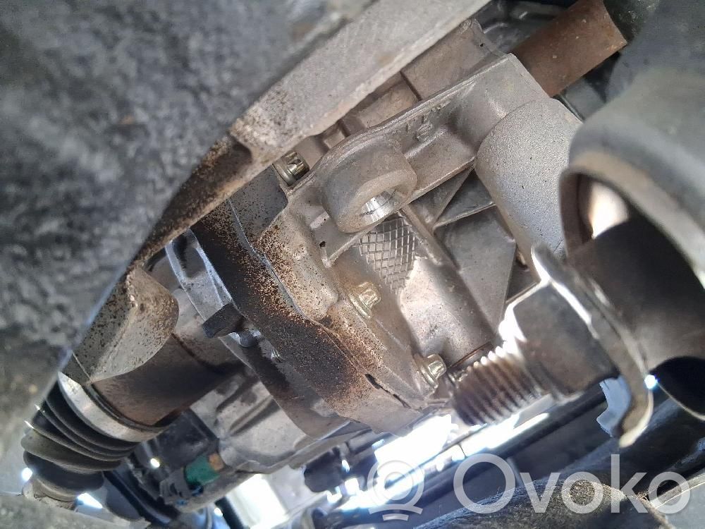 Manual 5 speed gearbox   JR5083