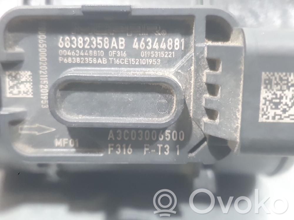 Fiat Doblo Przepływomierz masowy powietrza MAF 