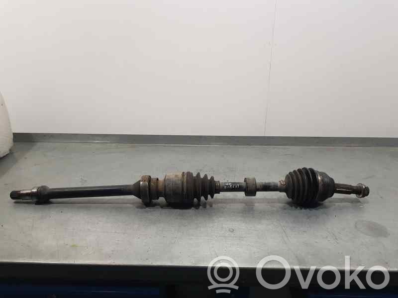 Priekšējā pusass   FD8225500A