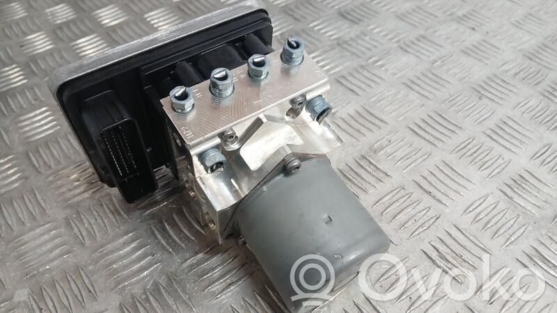 Bomba de ABS   6896983,A008K378