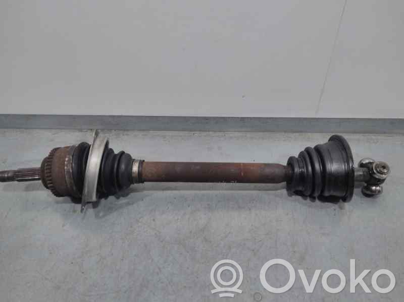 Eje de transmisión delantero   8200168513