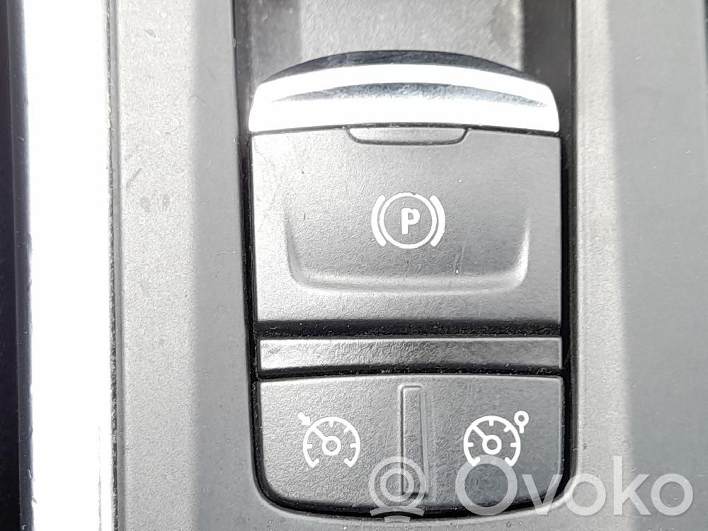 Renault Megane IV Dźwignia hamulca ręcznego 