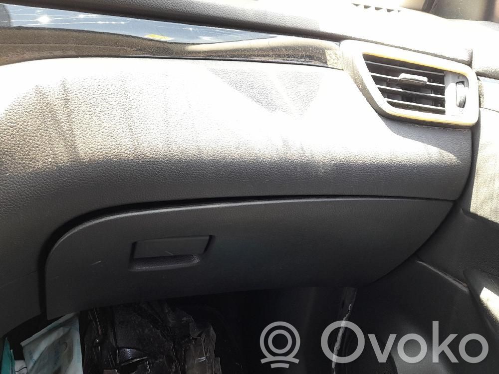 Guantera   68520HV00A
