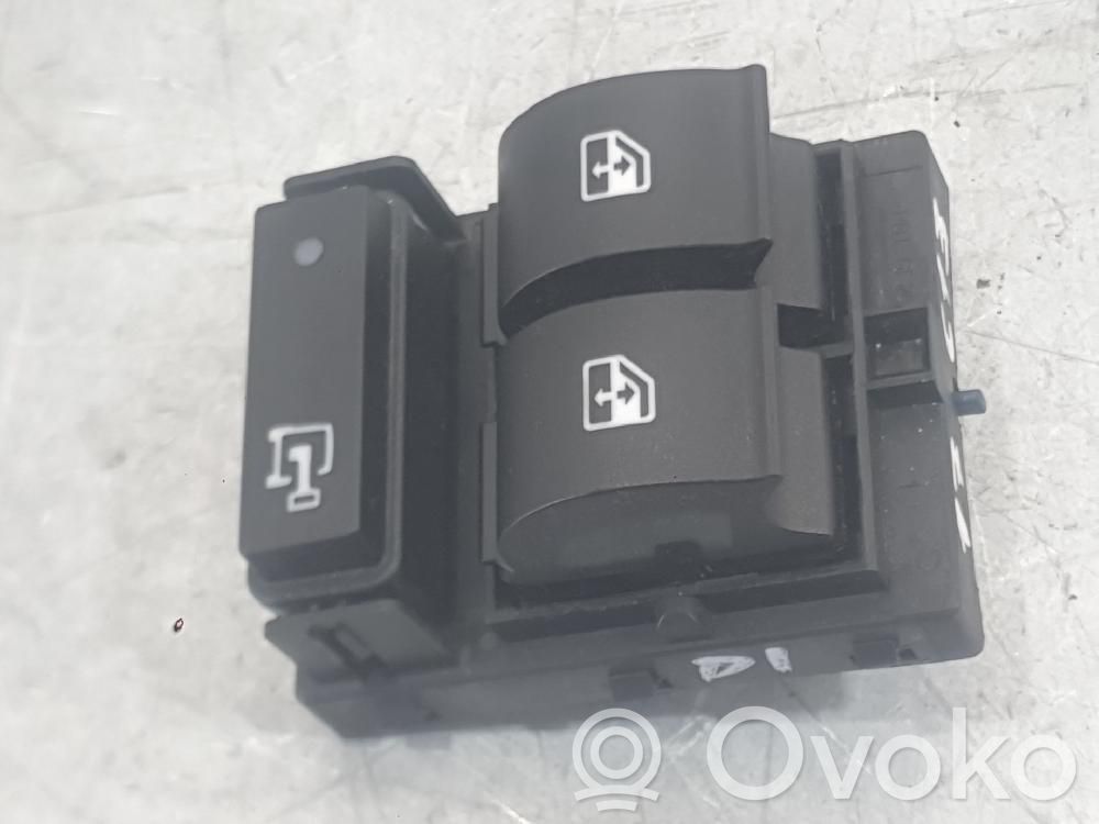 Fiat Doblo Electric window control switch 