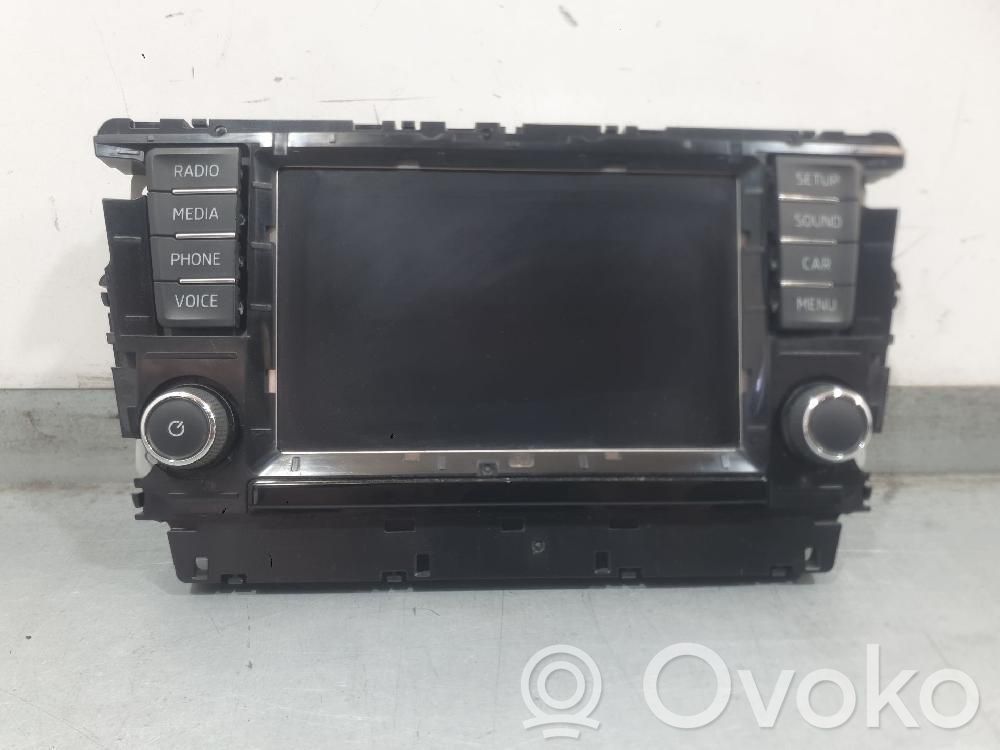 Skoda Rapid (NH) Radio / CD-Player / DVD-Player / Navigation 