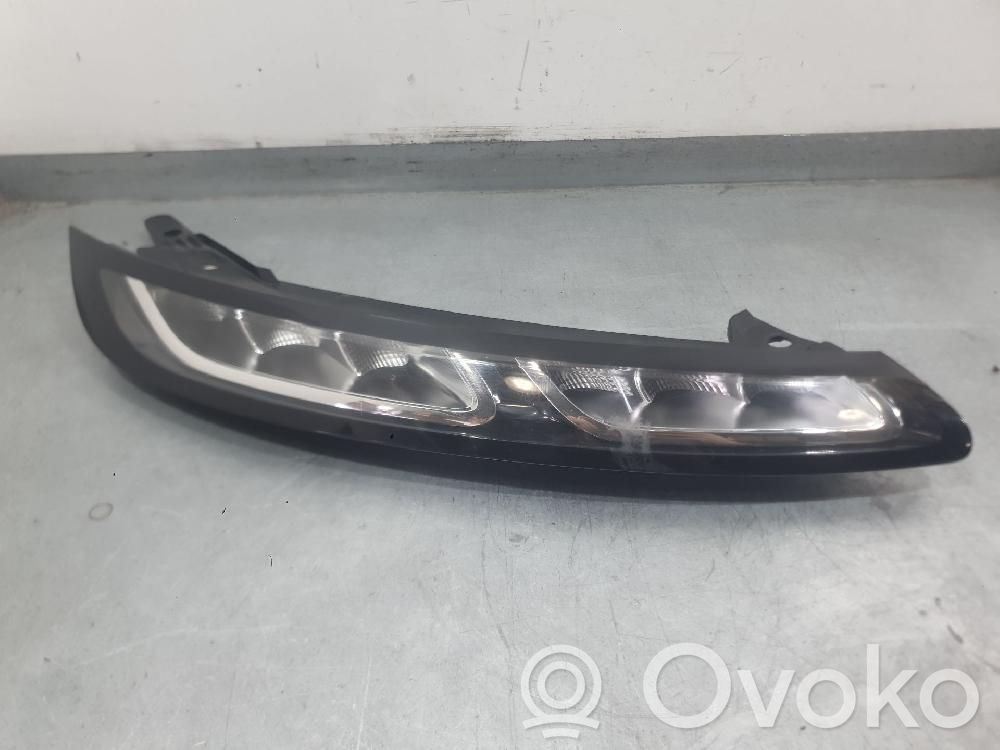 Scheinwerfer   9800910680