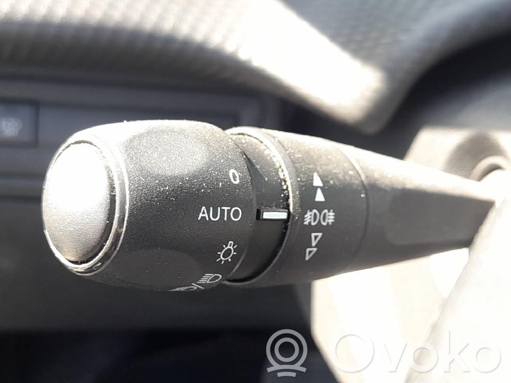 Peugeot 2008 I Manetă ștergător parbriz 