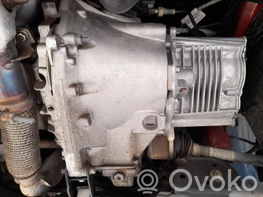 Opel Corsa F Scatola del cambio manuale a 5 velocità 