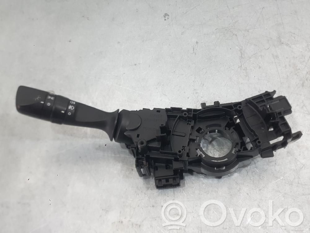 Toyota Auris E180 Interrupteur d’éclairage