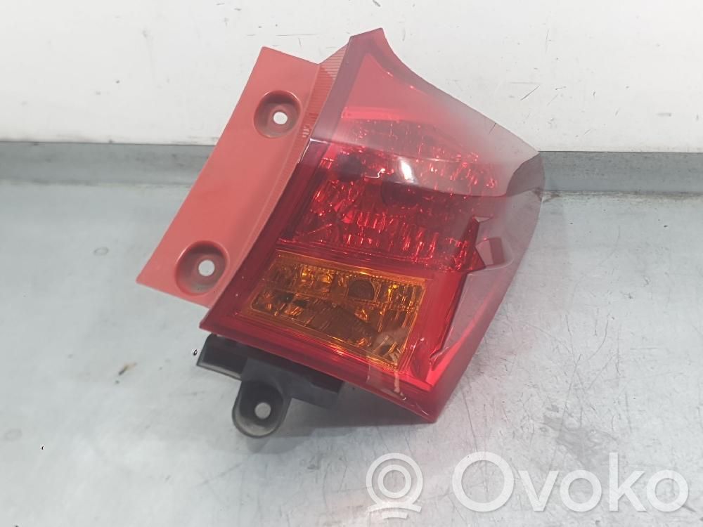 Toyota Auris E180 Lampă spate în caroserie 