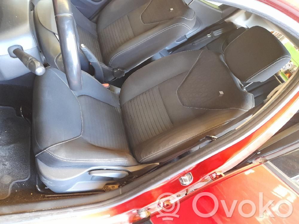 Asiento delantero del conductor