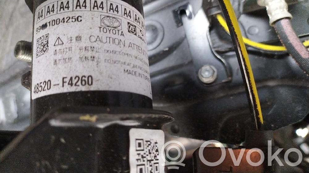 Toyota C-HR I Amortiguador delantero 