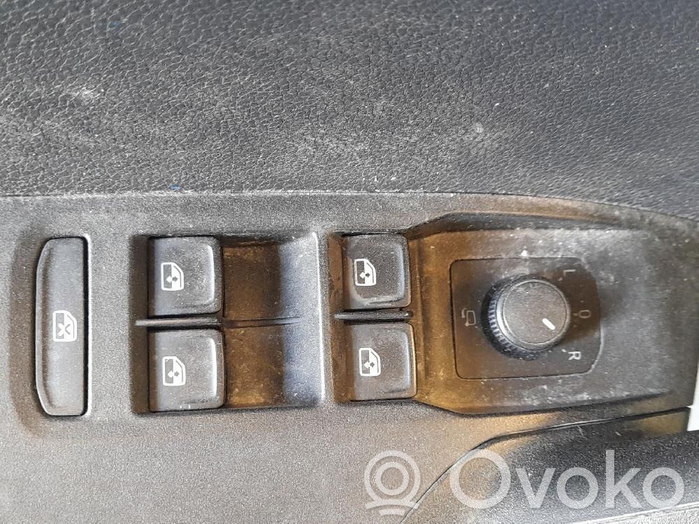 Seat Arona Interruttore di controllo dell’alzacristalli elettrico 
