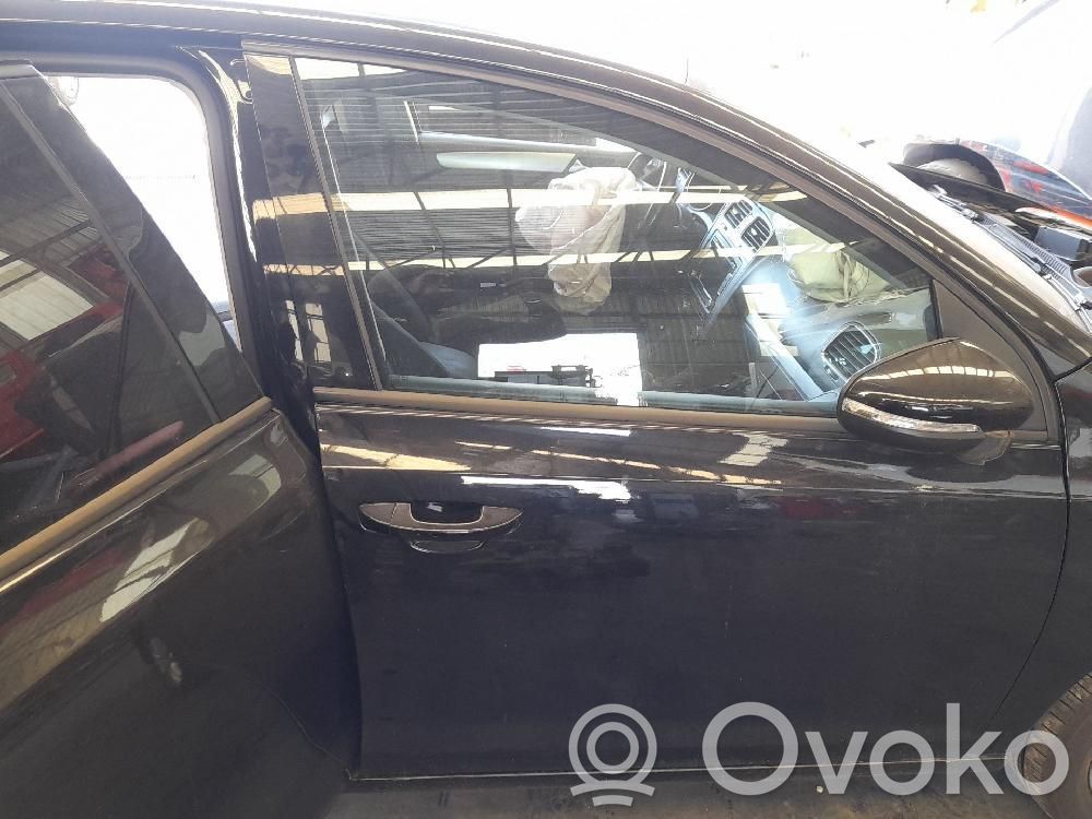 Volkswagen Golf VI Drzwi przednie 