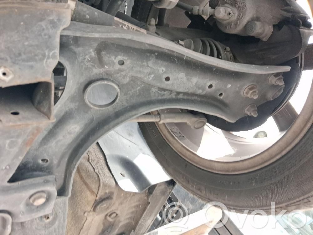 Volkswagen Polo V 6R Basculă inferioară față 