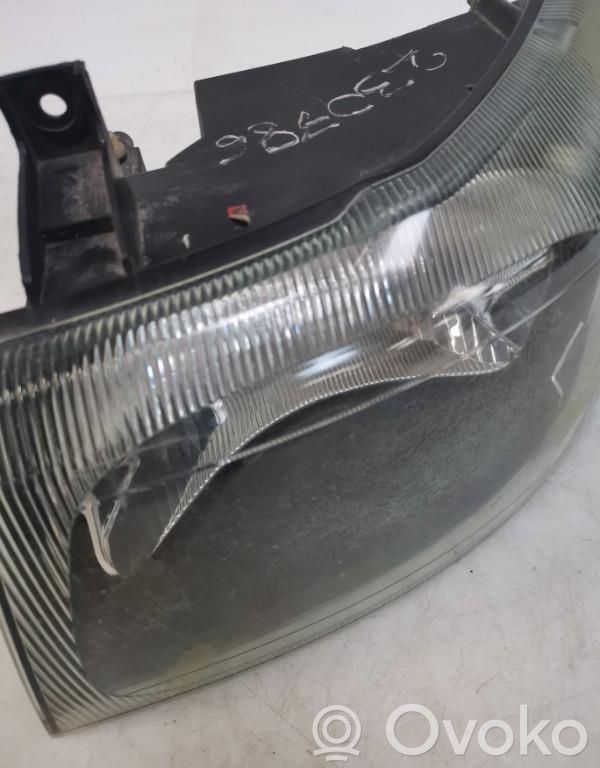 Headlight/headlamp   4695290