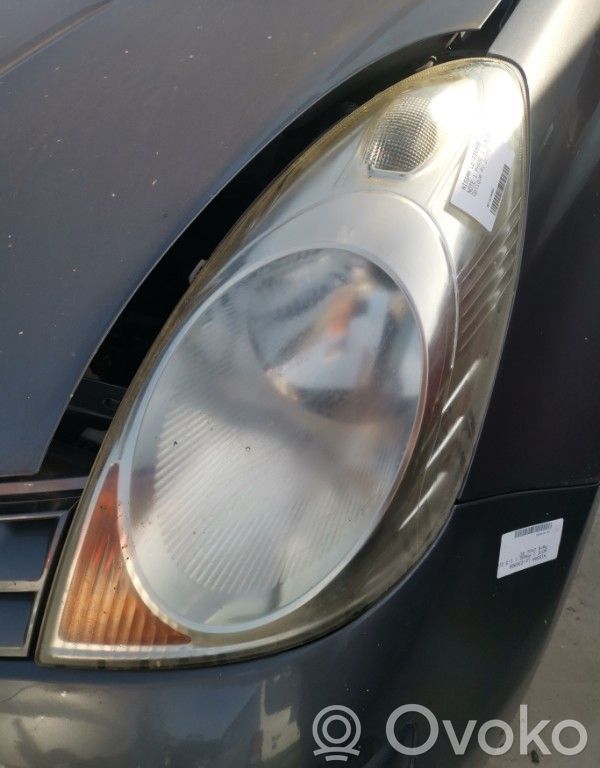 Nissan Note (E11) Headlight/headlamp 