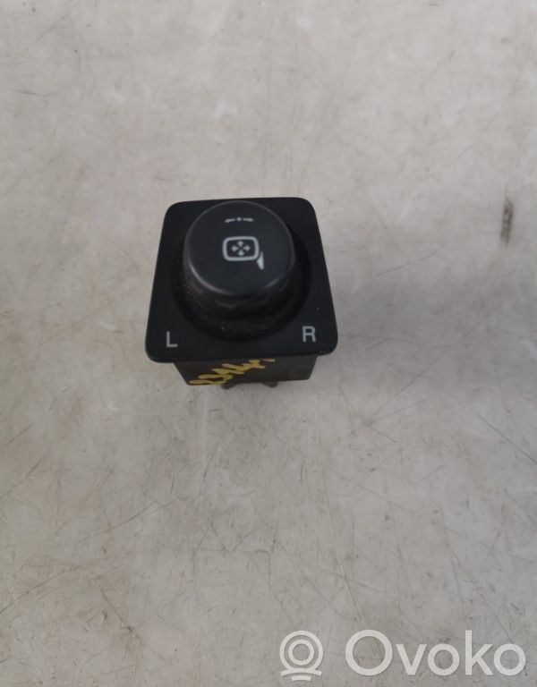 Wing mirror switch   96862923