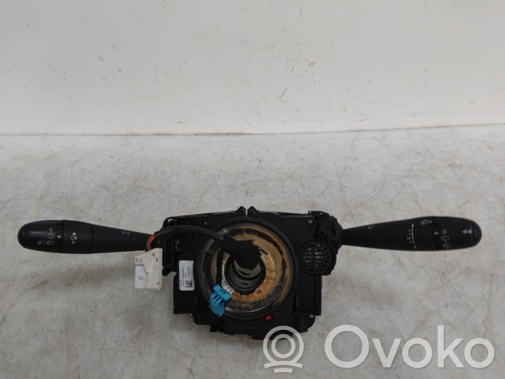 Citroen C4 II Interruptor/palanca de limpiador de luz de giro 