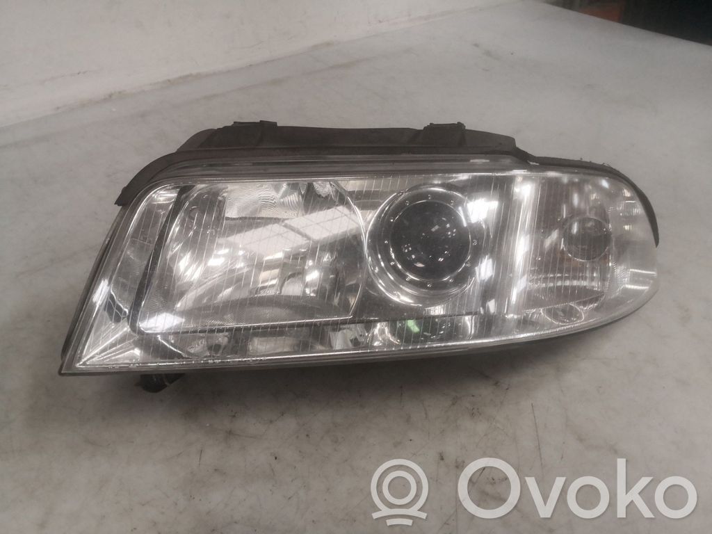 Audi A4 S4 B5 8D Headlight/headlamp 