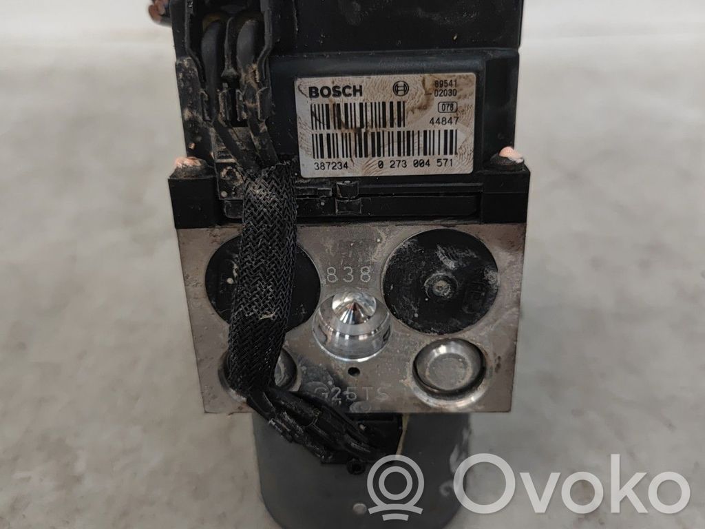 Toyota Corolla E120 E130 ABS Blokas 