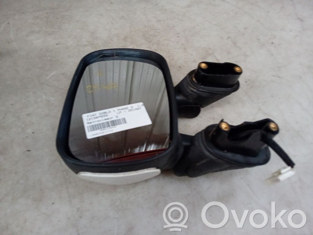 Fiat Doblo Manualne lusterko boczne drzwi przednich 