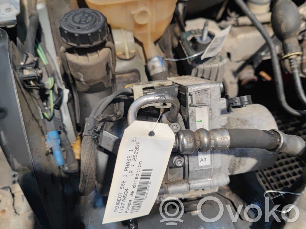 Peugeot 508 Ohjaustehostimen pumppu 
