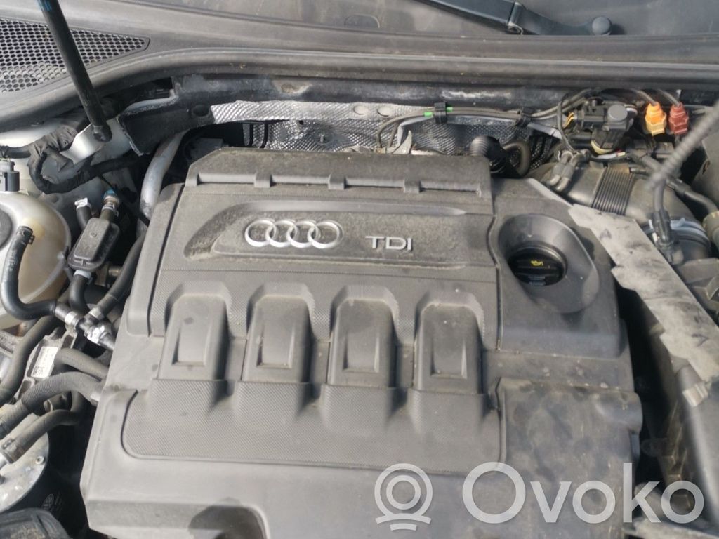 Motor   04L100090A