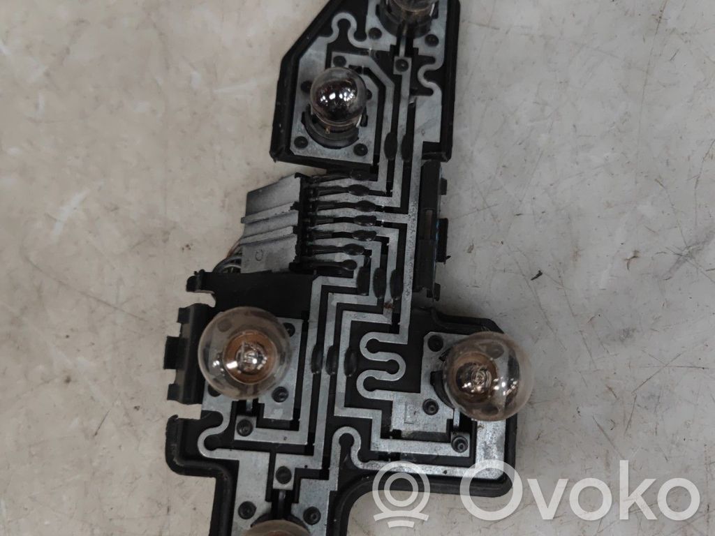Opel Corsa B Porte ampoule de feu arrière 