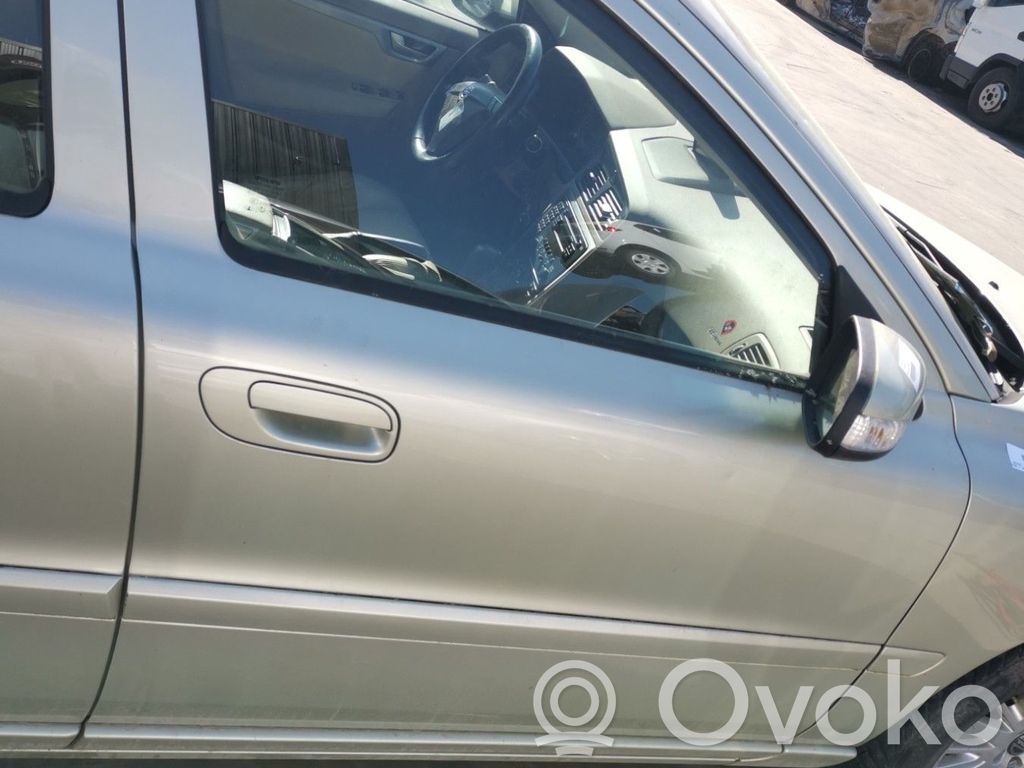 Volvo V70 Durvis 