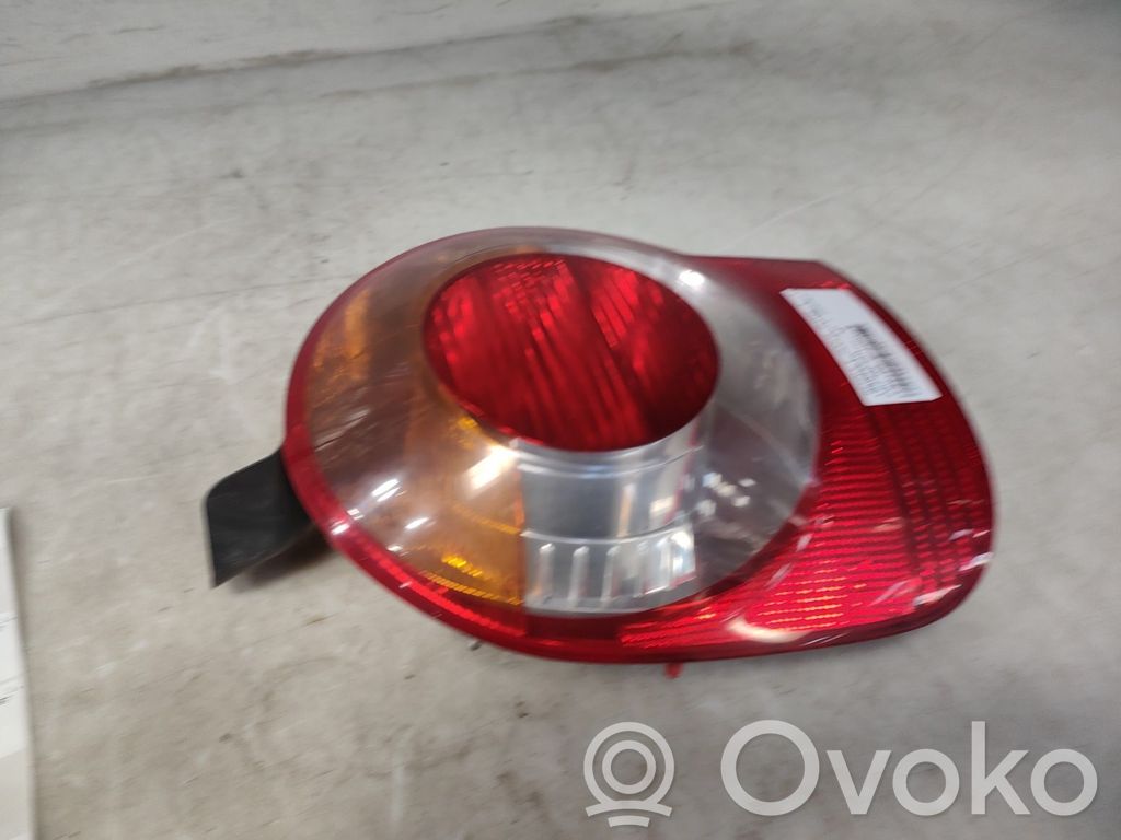 Renault Modus Aizmugurējais lukturis virsbūvē 