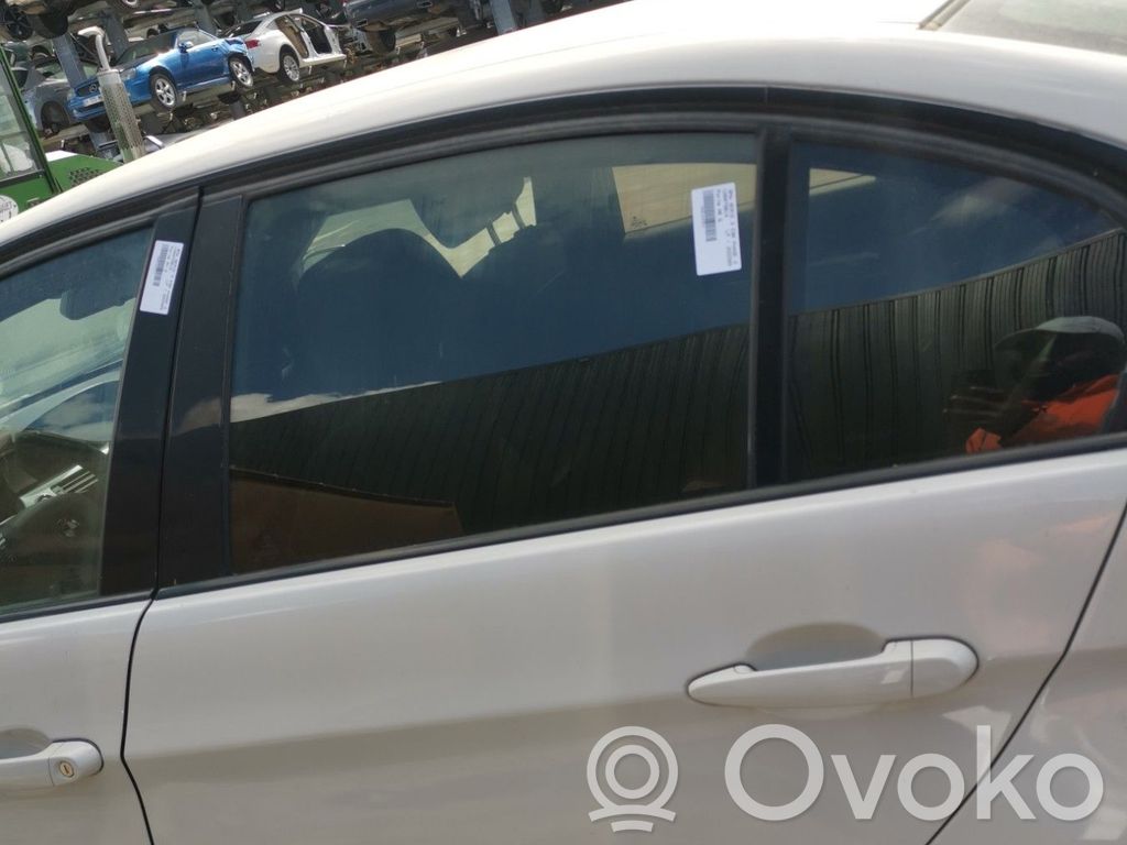 Rear door   41007203647