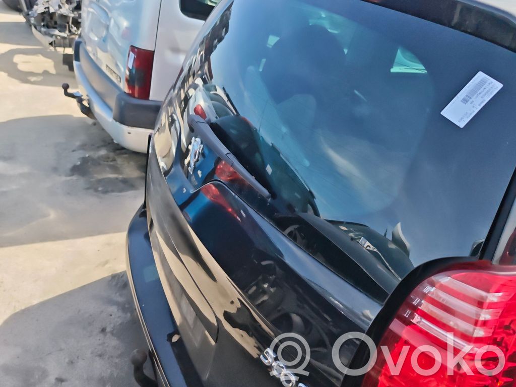 Peugeot 5008 Puerta del maletero/compartimento de carga 