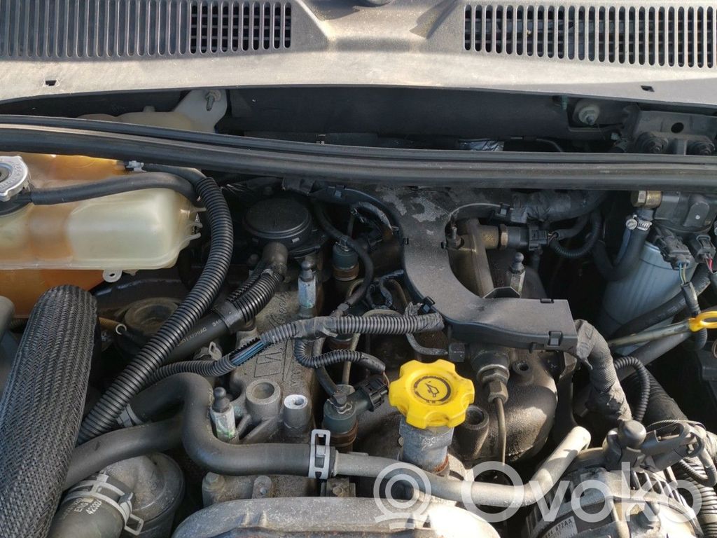 Jeep Cherokee KJ Motor 