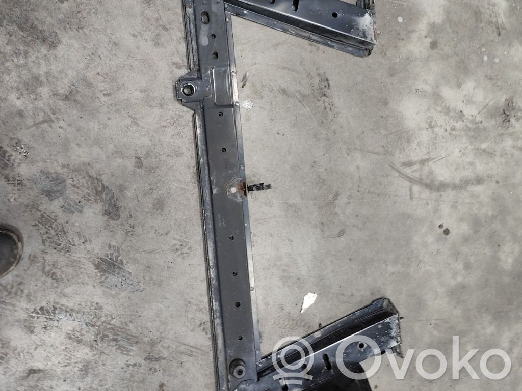 Panel mocowanie chłodnicy / dół   622109526R