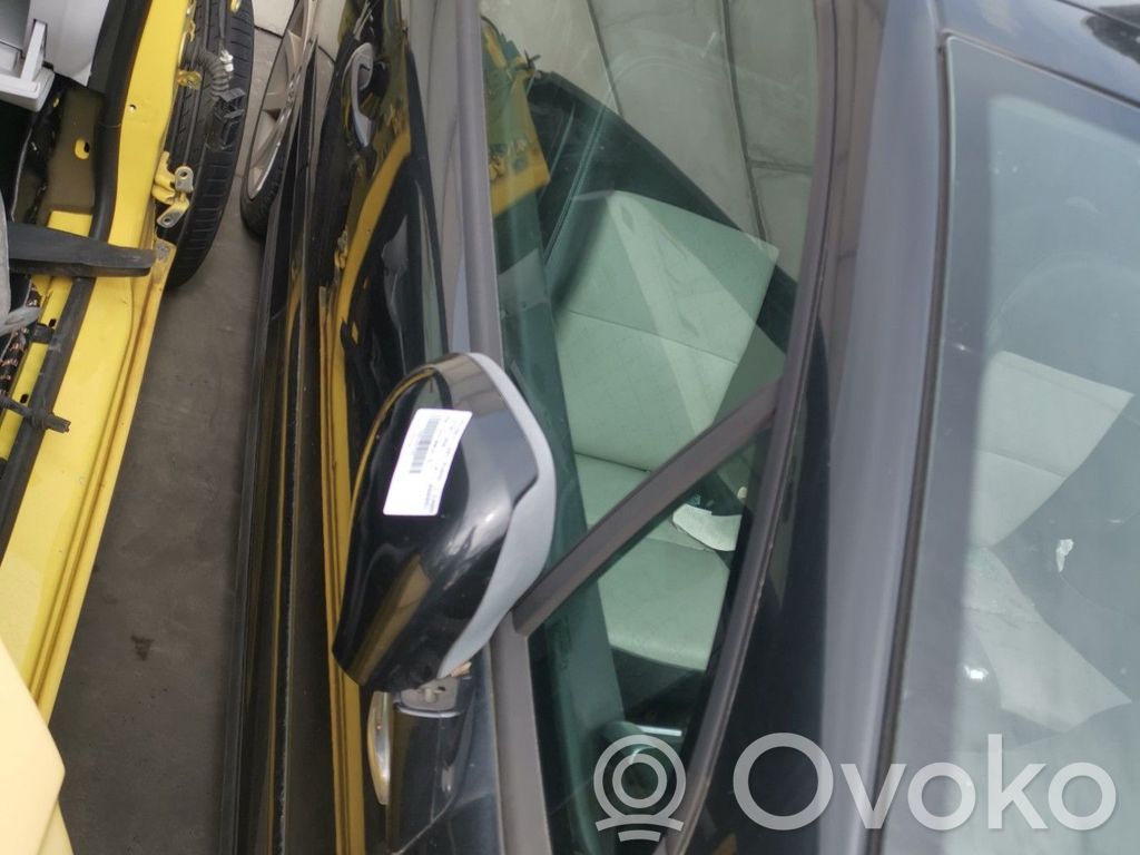 Puerta delantera   9004Y6