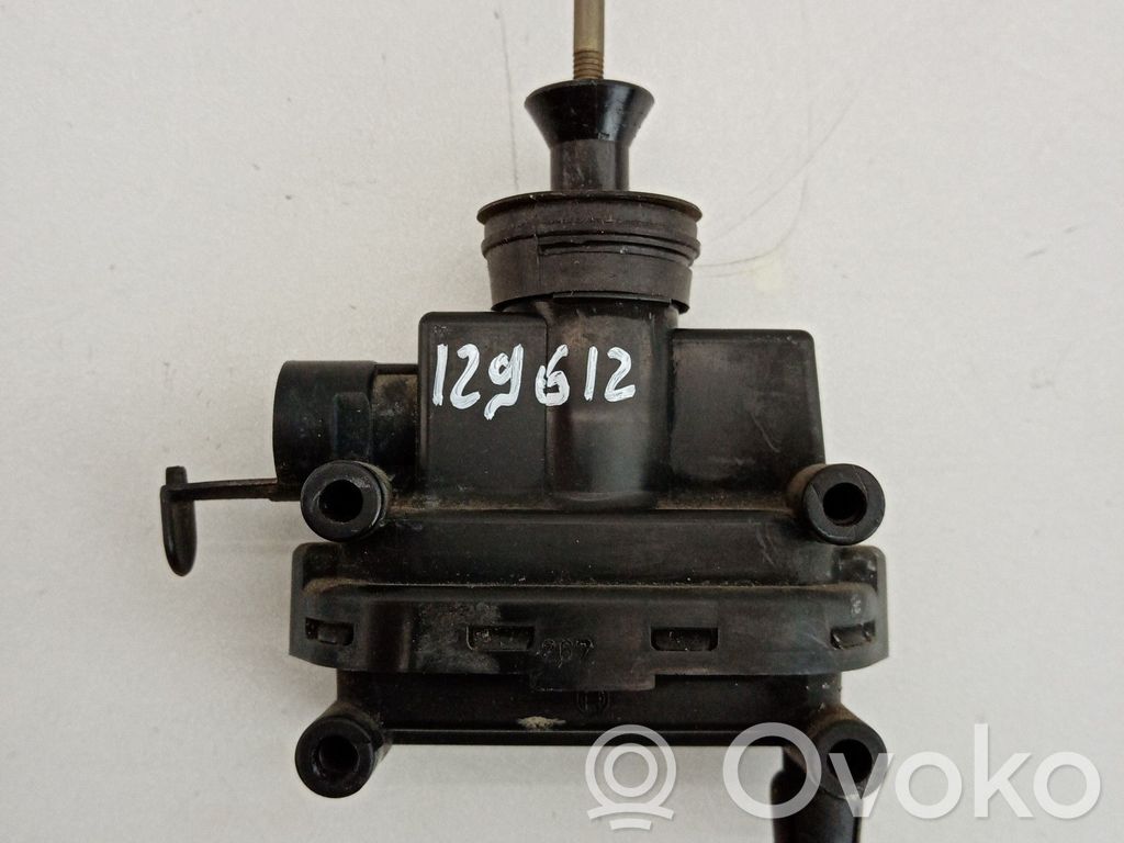 Mercedes-Benz E W124 Loading door lock 