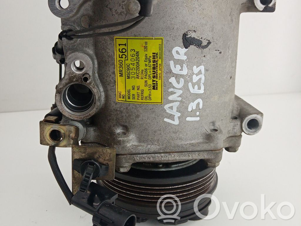 Air conditioning (A/C) compressor (pump)   MR360561,AKC200A204N,MSC90C
