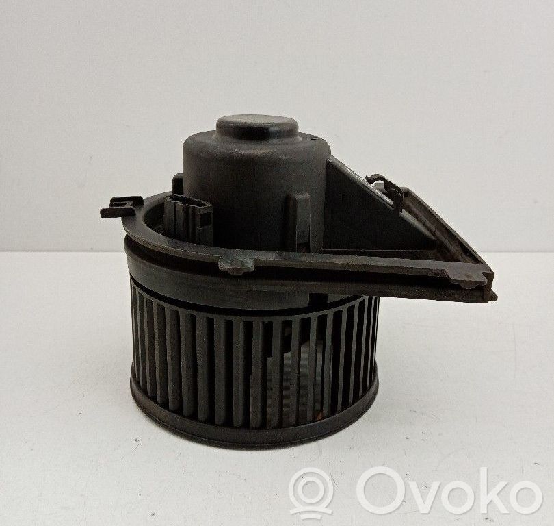 Heizungslüfter   1J19190218