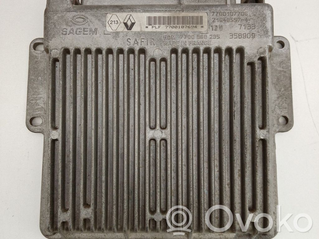 Renault Clio I Engine control unit/module 