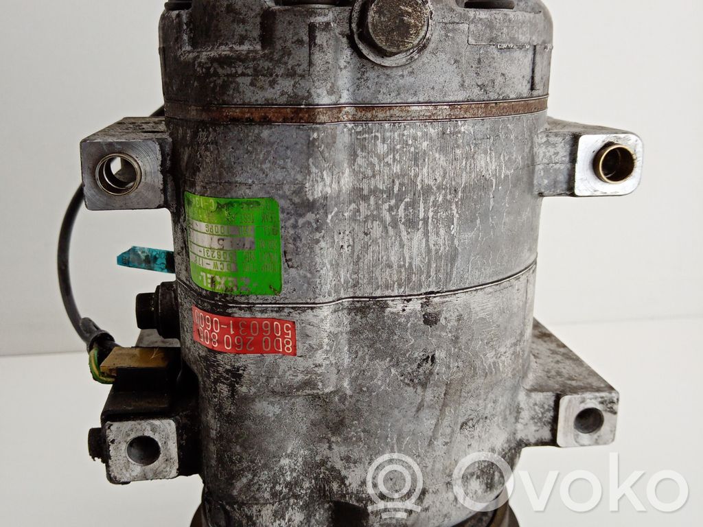 Audi A4 S4 B5 8D Ilmastointilaitteen kompressorin pumppu (A/C) 