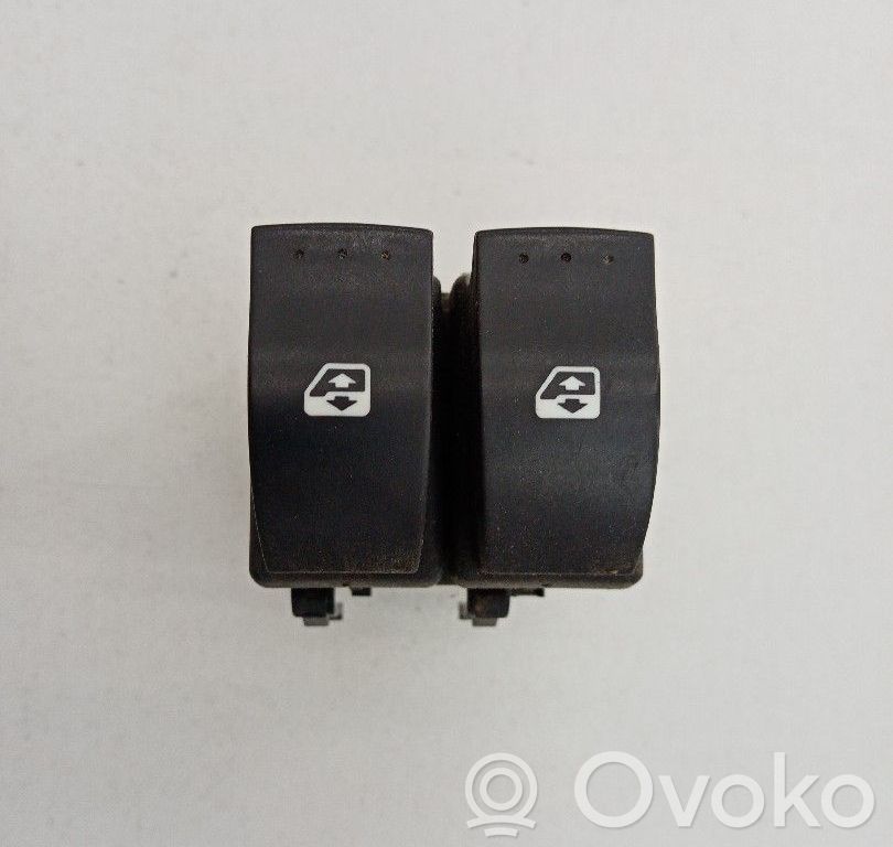 Renault Laguna II Electric window control switch 