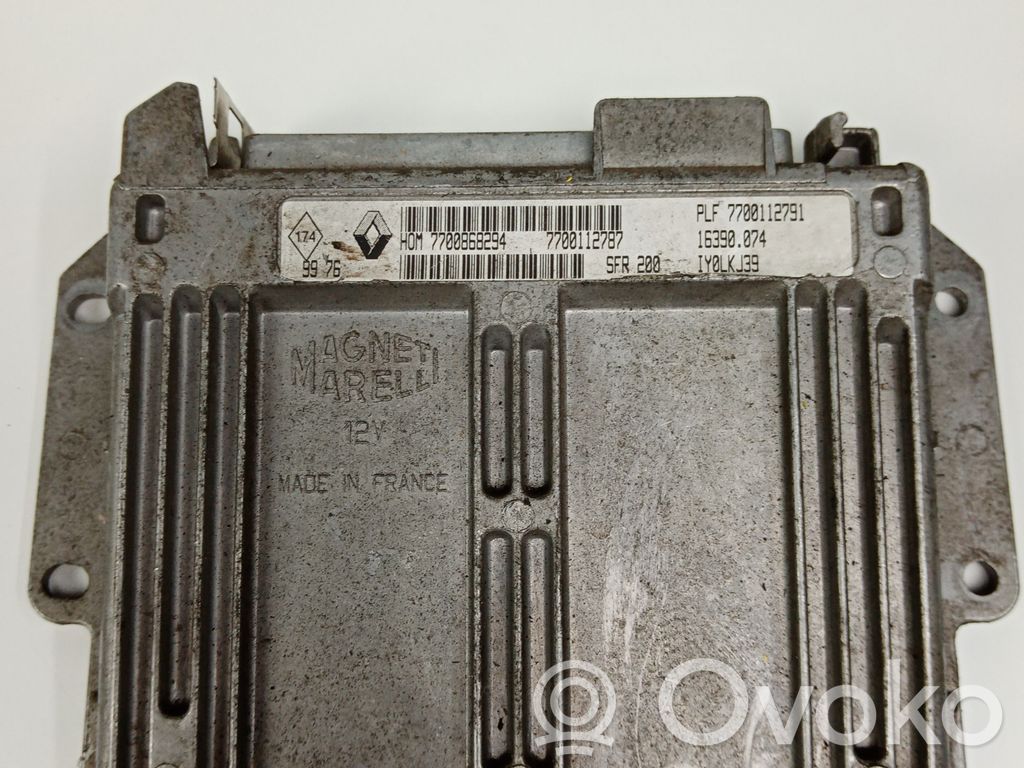 Renault Clio II Engine control unit/module 