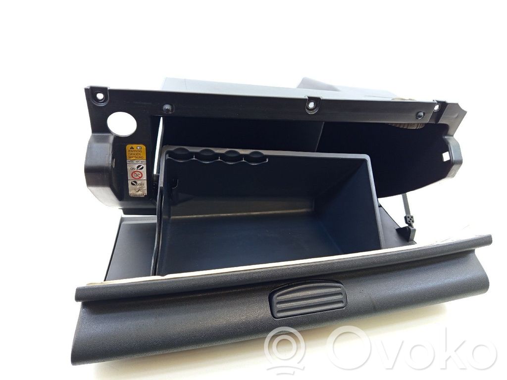 Guantera   MN140024ZZ,JCI387447,MN140025ZZ