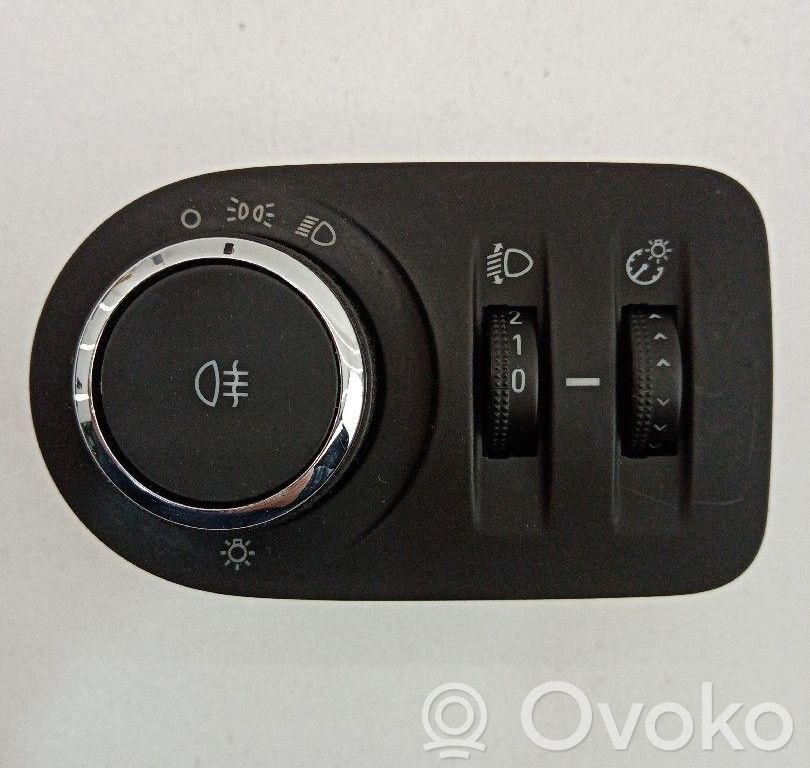 Opel Corsa D Comutator lumini 