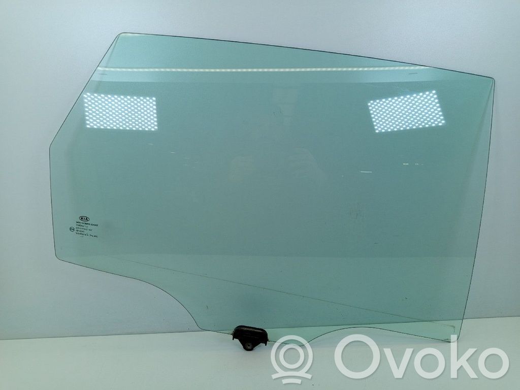 Rear door window glass   834211H000