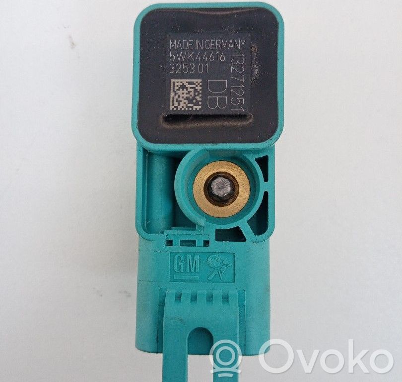 Opel Corsa D Turvatyynyn törmäysanturi 