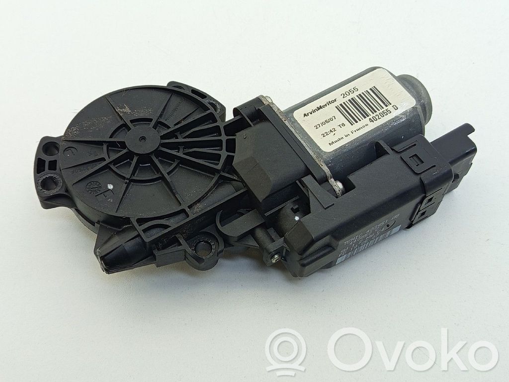 Front door window regulator motor   402055D,403951A8,824501H000