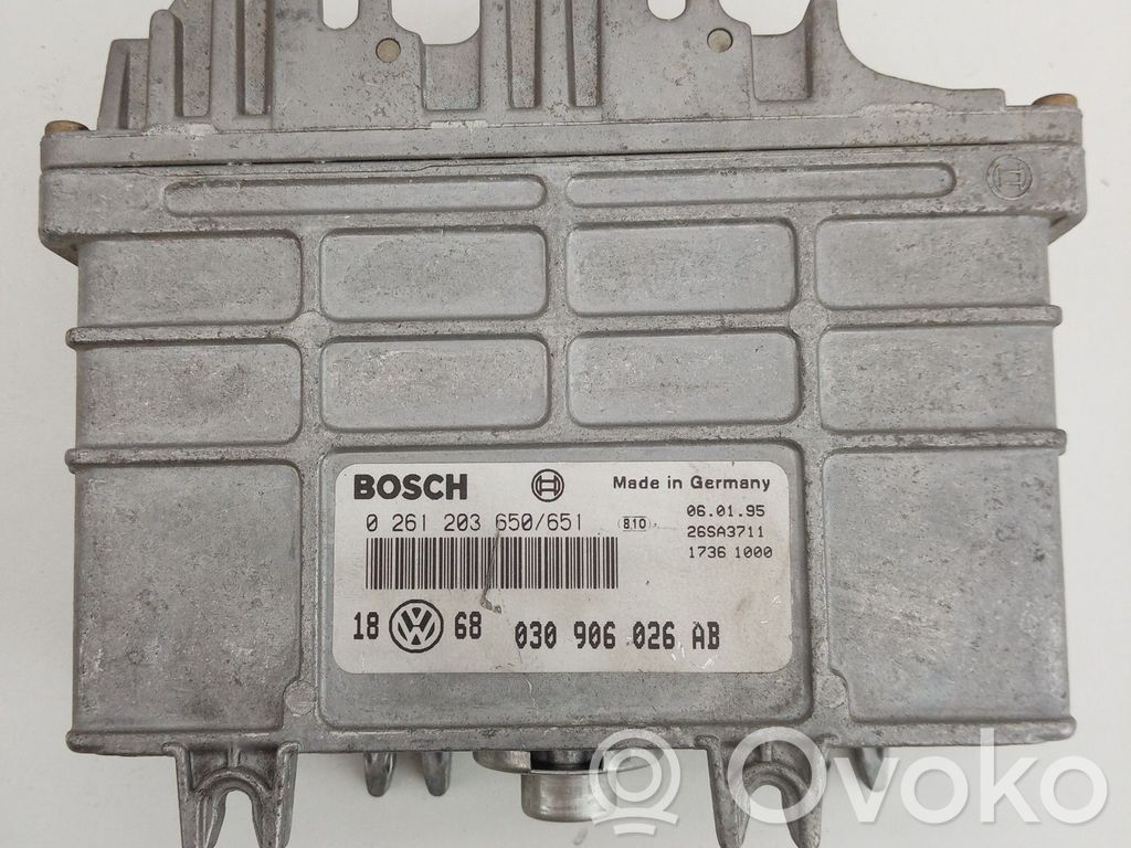Engine control unit/module   030,026,0261203650,651,906,AB,BOSCH